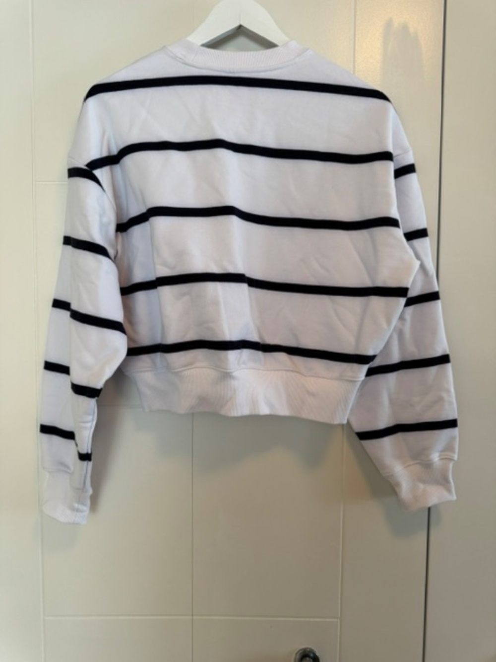 ATHLETA - HEAVY WEIGHT TERRY COTTON CROP - White/Navy stripes - Size S